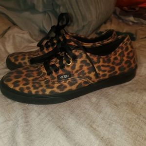 Vans women size 6